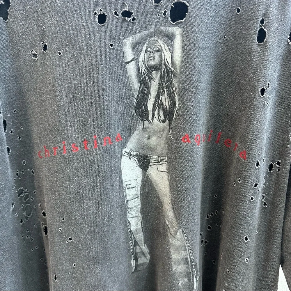 Black Christina Aguilera dirty destroyed t-shirt - Picture 3 of 8